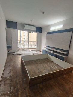 3 BHK + Extra Room Apartment For Rent in Omaxe Residency II