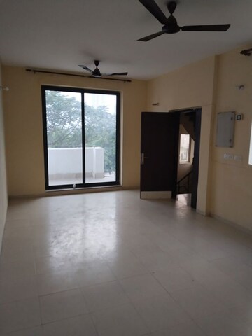 Room in 2 BHK Apartment at Vatika INXT Emilia floors, Sector 82 – for Rent