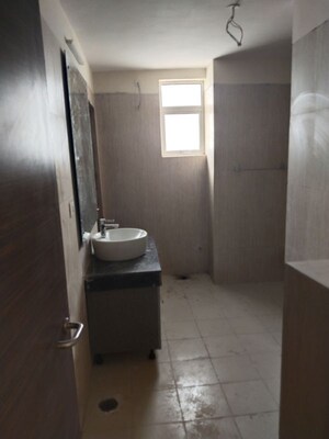 Bathroom in 3 BHK Apartment at Ansal Height 86, Sector 86 – for Rent