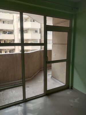 Room in 2 BHK Apartment at Pyramid Urban Homes 2, Sector 86 – for Rent