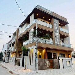 6 BHK + Pooja Room,Servant Room,Study Room,Extra Room Independent House For Sale in Mansarovar