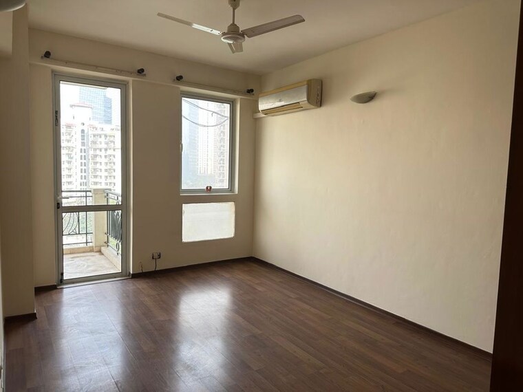 Room, dlf-westend-heights 4 Bedroom 2700 Sq.Ft. Apartment In Sector 53 Gurgaon 9758030