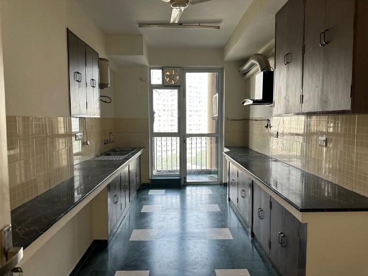 Kitchen, dlf-westend-heights 4 Bedroom 2700 Sq.Ft. Apartment In Sector 53 Gurgaon 9758030