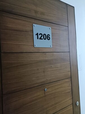 Room in 3 BHK Apartment at Dhoot Time Residency, Sector 63 – for Rent