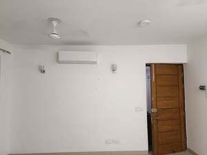 3 BHK Apartment For Rent in Dhoot Time Residency, Sector 63