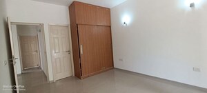 Room in 3 BHK Apartment at Dhoot Time Residency, Sector 63 – for Rent