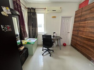 Team Area in 3 BHK Apartment at Dhoot Time Residency, Sector 63 – for Rent