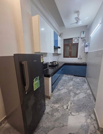 Master Bedroom in 2 BHK Builder Floor at Sector 51 – for Rent