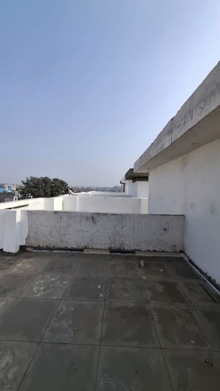 Kitchen, sector 10 greater noida 3 Bedroom 77 Sq.Yd. Villa In Sector 10 Greater Noida Greater Noida 9758043