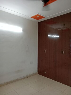 Room in 2 BHK Builder Floor at Huda – for Rent