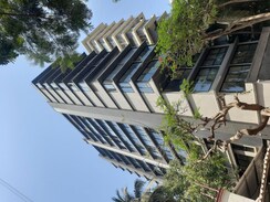 3 BHK + Servant Room Apartment For Sale in Bandra West