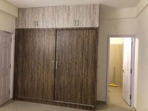 Furnished Amenities in 2 BHK Apartment at M3M Heights, Sector 65 – for Rent