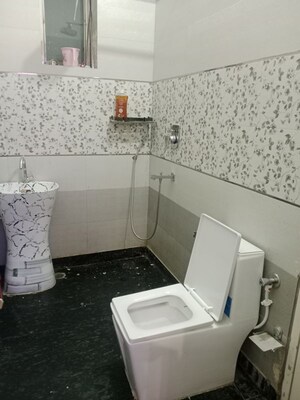 Bathroom in 3 BHK Builder Floor at Huda – for Rent
