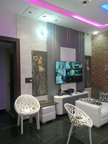 Living Room in 3 BHK Builder Floor at Huda – for Rent