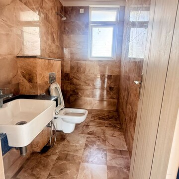 Bathroom in 3 BHK Apartment at M3M Forestia West, Manesar Sector 9 – for Sale