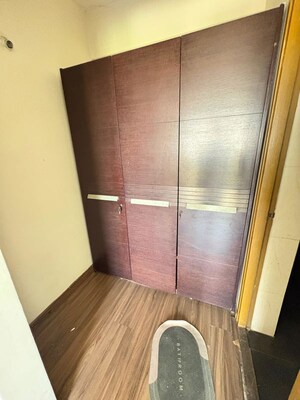 Furnished Amenities in 2 BHK Apartment at Lodha Casa Rio, Dombivli East – for Rent