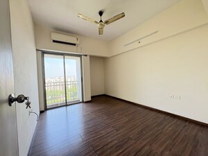 Room in 2 BHK Apartment at Lodha Casa Rio, Dombivli East – for Rent