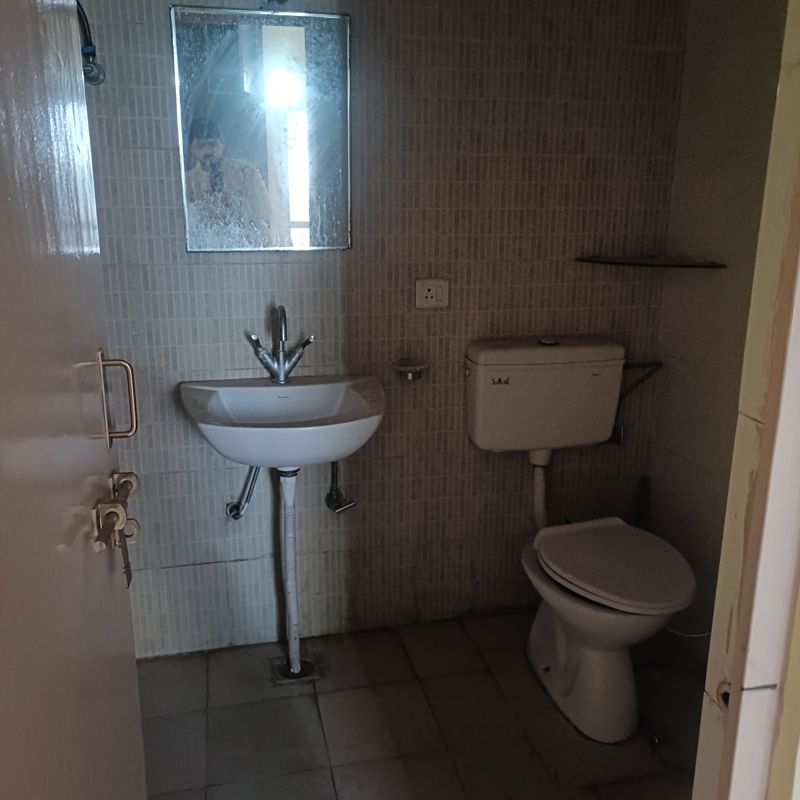 2 BHK + Pooja Room 1100 Sq.Ft. Apartment in UPAVP Ganga Yamuna And Hindon Enclave