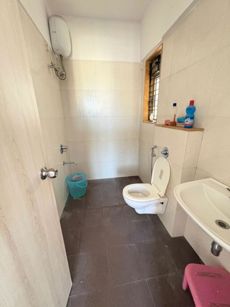 Bathroom, lodha-casa-rio 2 Bedroom 558 Sq.Ft. Apartment In Dombivli East Thane 9758165