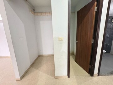 Room in 2 BHK Apartment at Lodha Lakeshore Greens, Dombivli East – for Rent