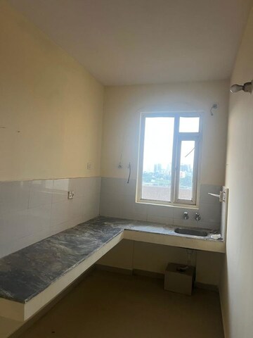 2 BHK Apartment For Rent in MRG The Balcony, Sector 93