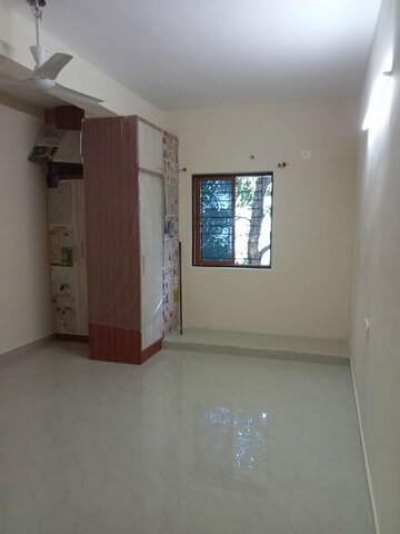Room in 2 BHK Apartment at Banjara Hills – for Rent