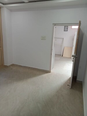 Room in 2 BHK Apartment at Banjara Hills – for Rent