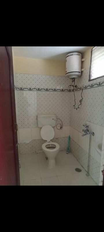 Bathroom in Studio Builder Floor at Banjara Hills – for Rent