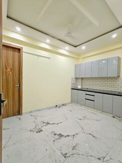 1 BHK Builder Floor For Rent in Saket