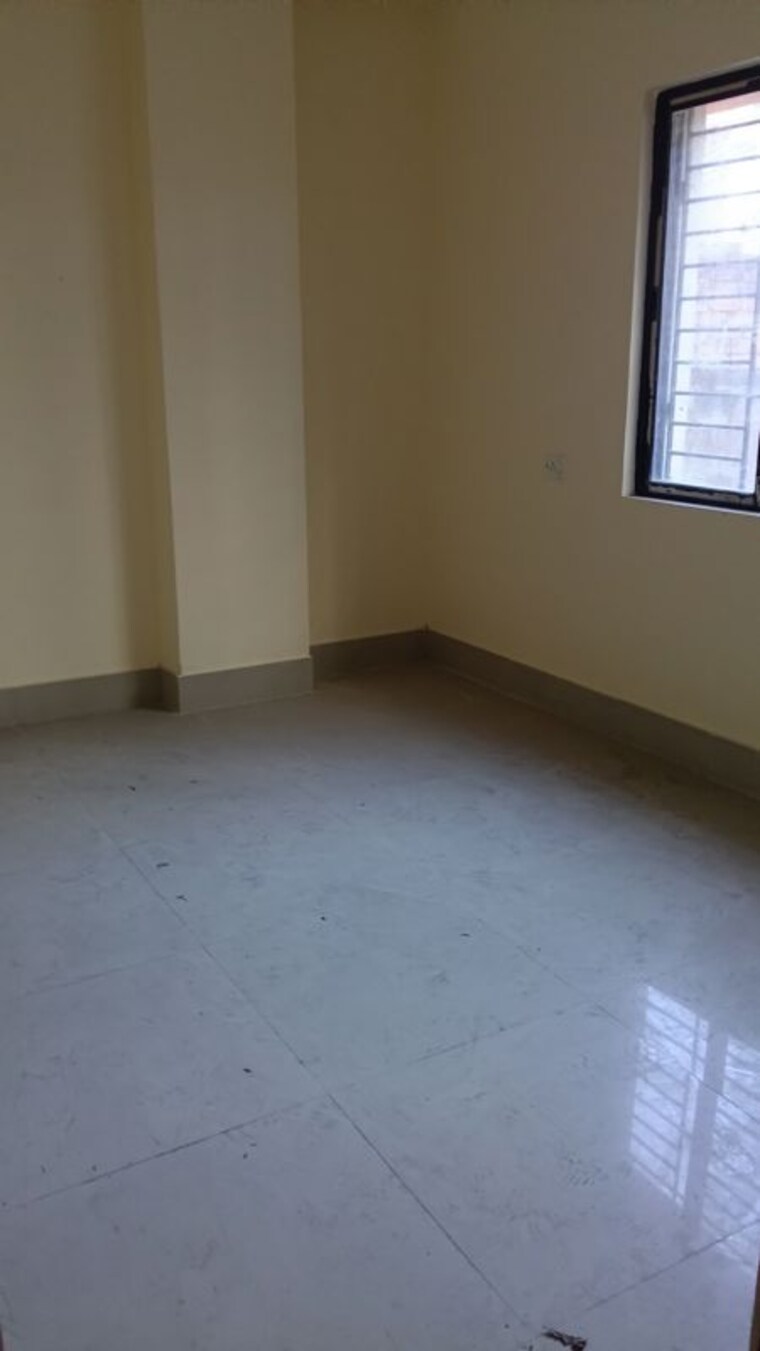 Room, sristi-plaza 2 Bedroom 990 Sq.Ft. Apartment In Chinar Park Kolkata 9758228