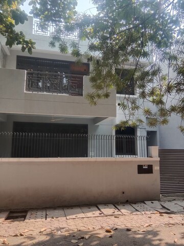 5 BHK Independent House – Exterior View View at Shivalik Colony - for Rent
