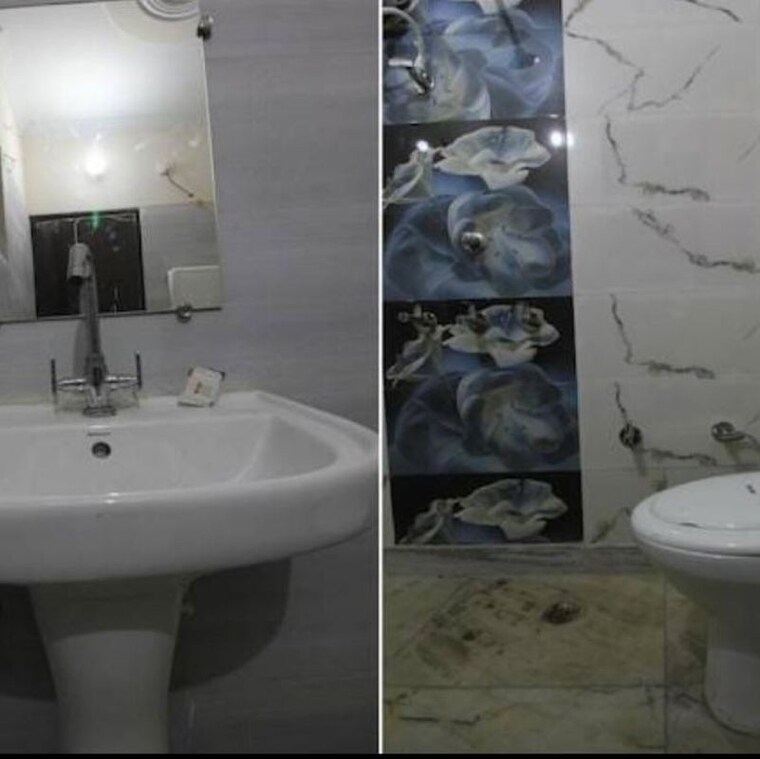 Bathroom, sector 62 Pg For Boys & Girls In Sector 62 9758244