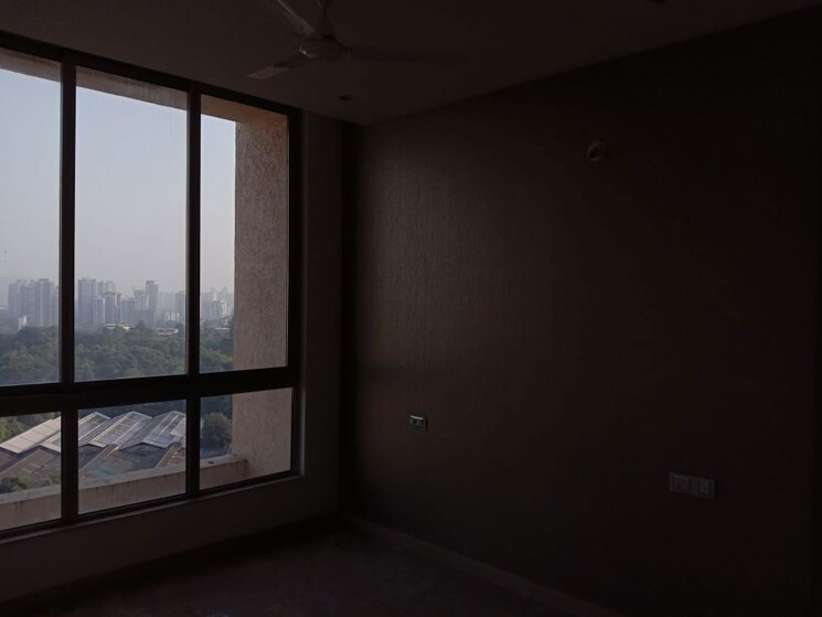 Room, one-hiranandani-park 3 Bedroom 1106 Sq.Ft. Apartment In Ghodbunder Road Thane 9758265