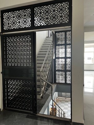  Showroom – Exterior View View at Sudama Nagar - for Rent