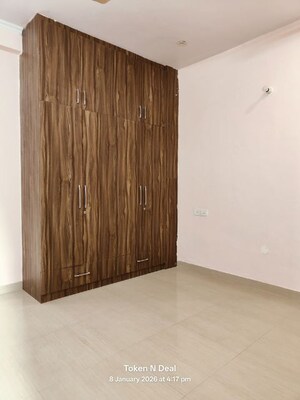 Room in 3 BHK Independent House at Ardee City, Sector 52 – for Rent