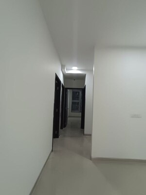 Room in 3 BHK Apartment at Oberoi Sky City, Borivali East – for Rent