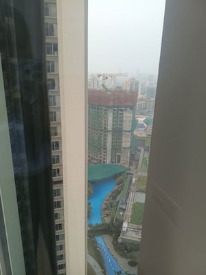 Master Plan in 3 BHK Apartment at Oberoi Sky City, Borivali East – for Rent