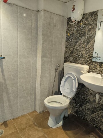 Bathroom in 3 BHK Builder Floor at Sushant Lok 2, Sector 57 – for Rent