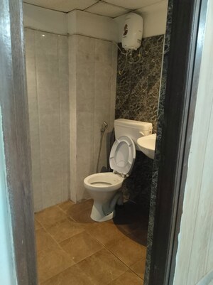 Bathroom in 3 BHK Builder Floor at Sushant Lok 2, Sector 57 – for Rent