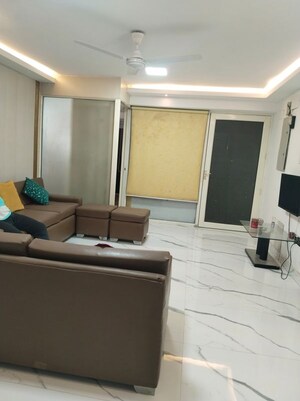 Master Bedroom in 3 BHK Builder Floor at Sushant Lok 2, Sector 57 – for Rent