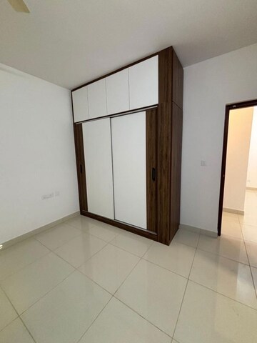 Room in 2 BHK Apartment at Prestige Primrose Hills, Banashankari 6th Stage – for Rent