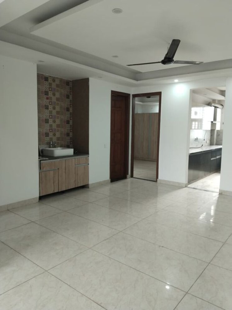 Room, ardee-city 3 Bedroom 1550 Sq.Ft. Builder Floor In Sector 52 Gurgaon 9758344