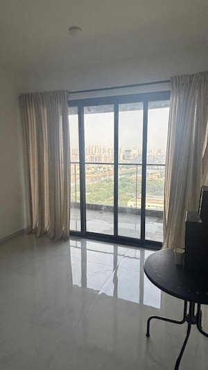 Room in 3 BHK Apartment at Mantra Mirari, Koregaon Park – for Rent