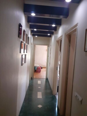 Building Lobby in 3 BHK Apartment at Bestech Park View City 2, Sector 49 – for Sale