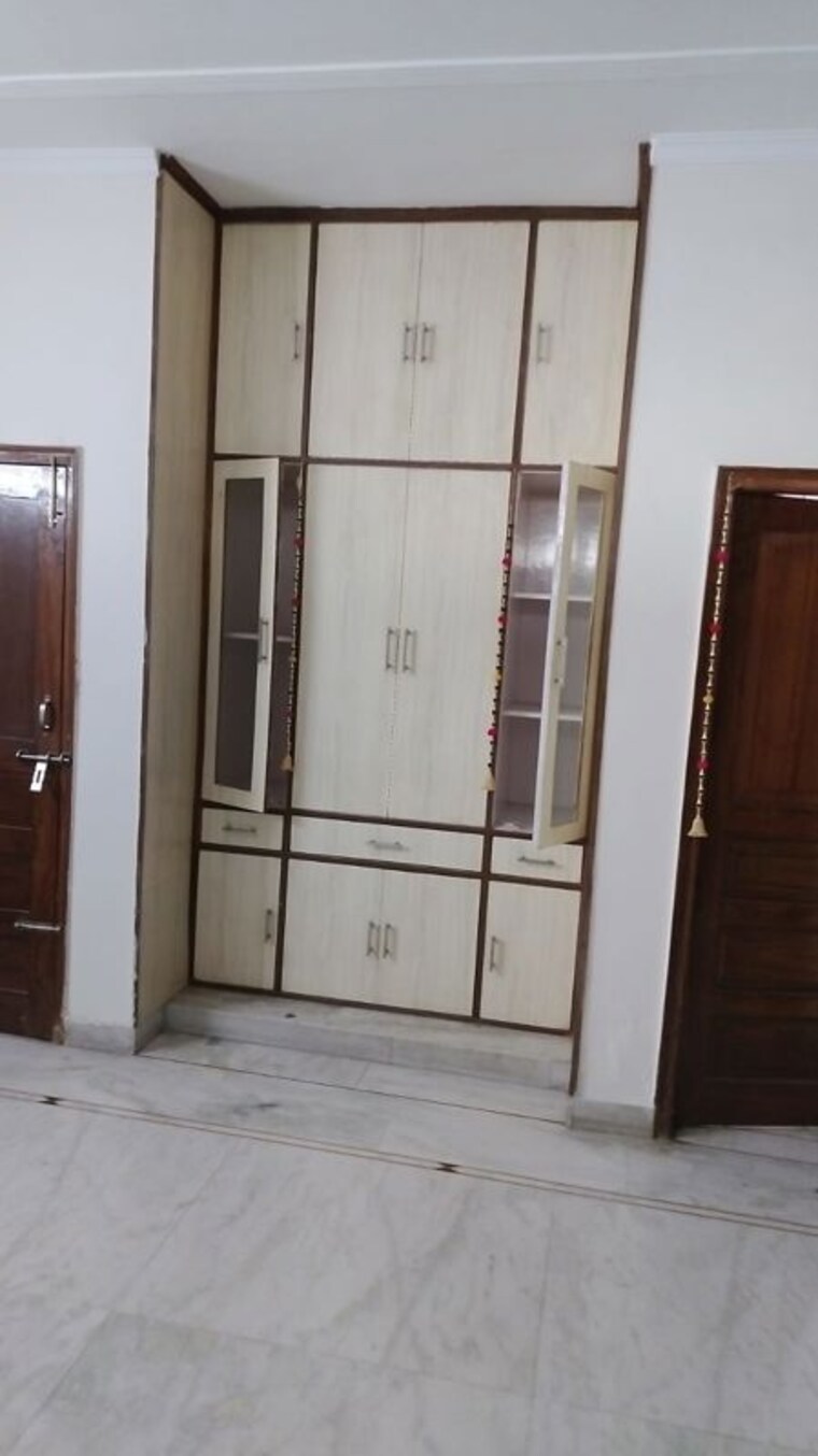 undefined, sector 31 2 Bedroom 1399 Sq.Ft. Builder Floor In Sector 31 Gurgaon 9758362