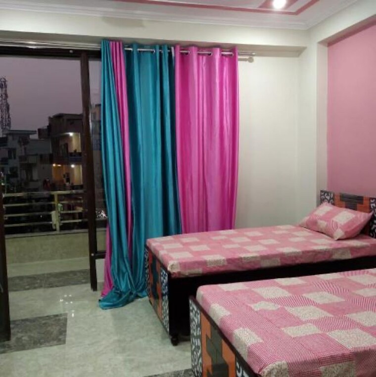 Bedroom, sector 39 Pg For Boys & Girls In Sector 39 9758394