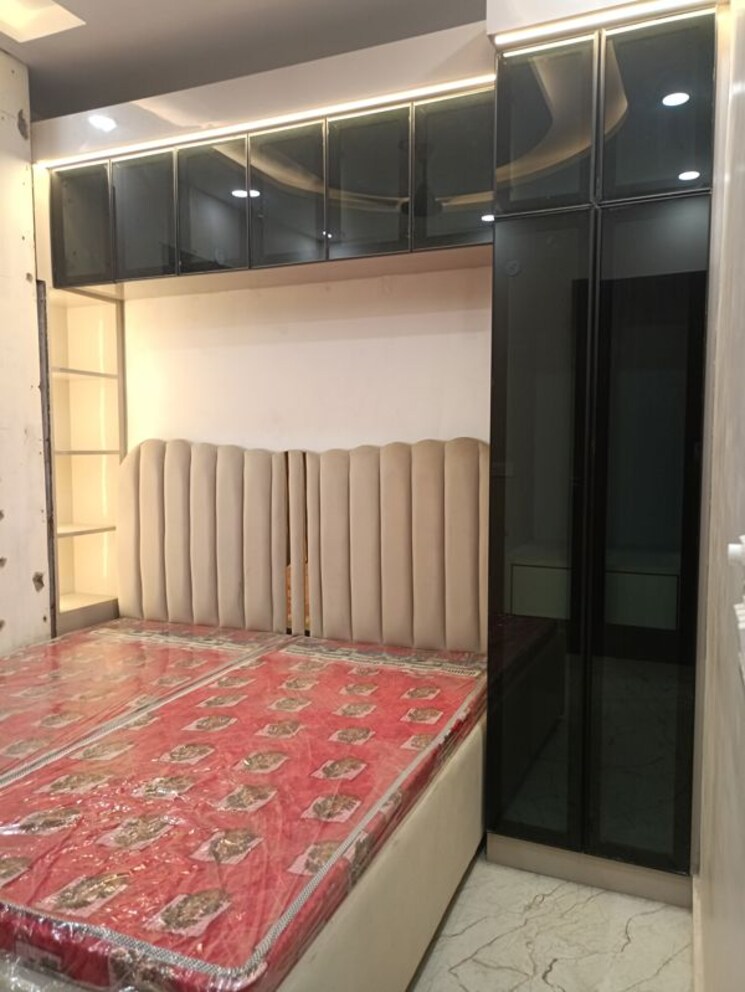 Bedroom, mohan garden 3 Bedroom 630 Sq.Ft. Builder Floor In Mohan Garden Delhi 9758395
