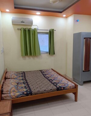 Bedroom in 1 BHK Villa at Aliganj – for Rent