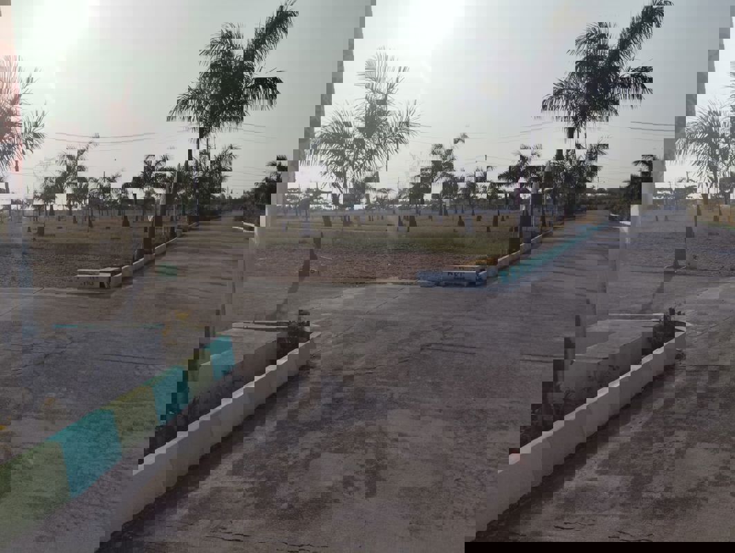 Plot For Sale in Mullur