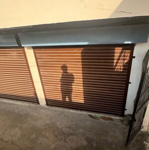  Shop For Sale in Vesu